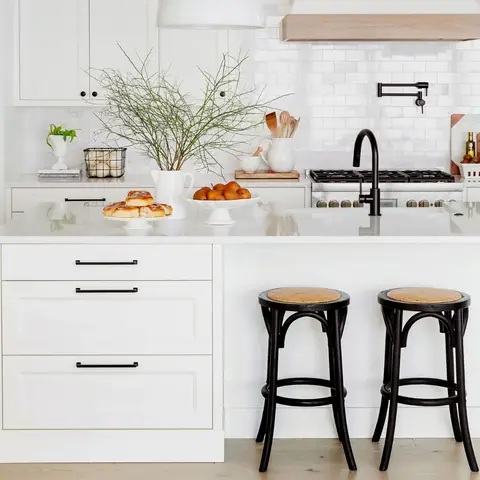 Redl cabinetry detail 6